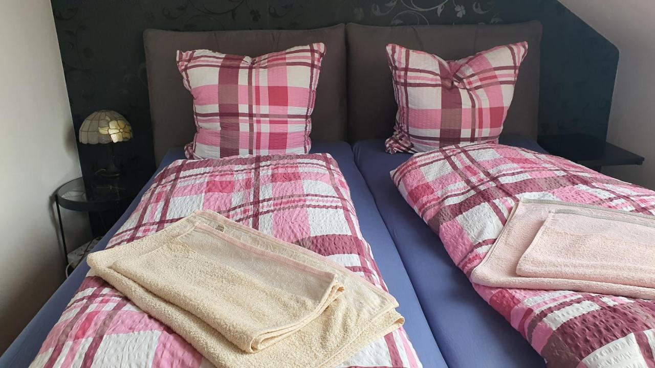 Ferienwohnung Berg View Bad Kissingen Apartment Mit 3 Schlafzimmern Bagian luar foto