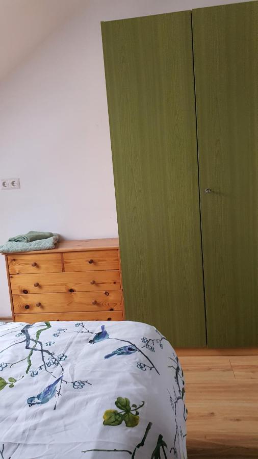 Ferienwohnung Berg View Bad Kissingen Apartment Mit 3 Schlafzimmern Bagian luar foto